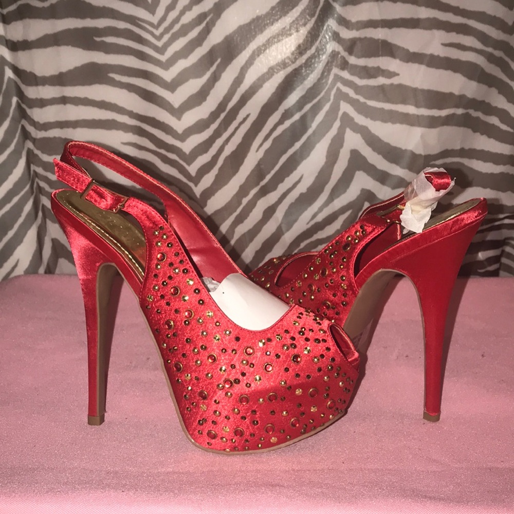 Phoebe Peep Toe